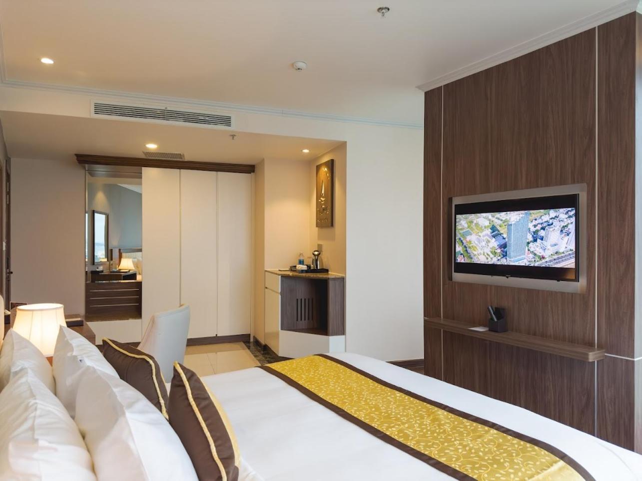 ญาจาง ฮอไรซัน โฮเต็ล Hotel ภายนอก รูปภาพ